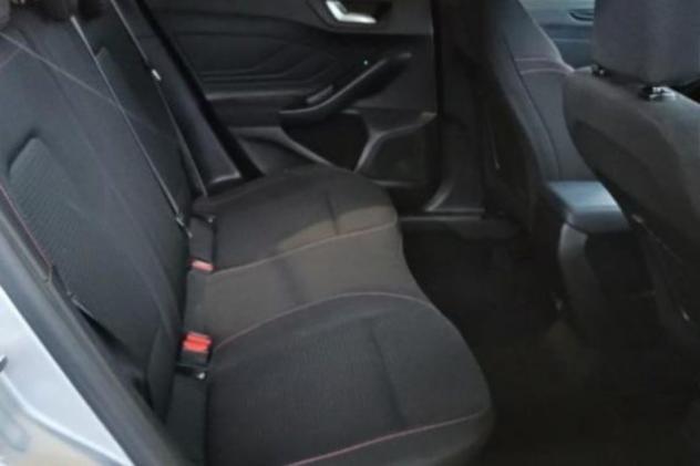 FORD Focus 1.0 EcoBoost Hybrid 155 CV Powershift SW ST-line rif. 23251628 - Foto 8