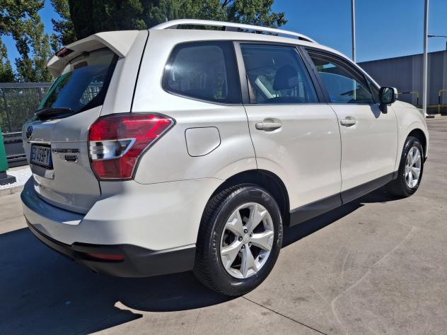 Subaru Forester 2.0D-4X4*TELECAMERA POSTERIORE*PREZZO AFFARE* - Foto 7