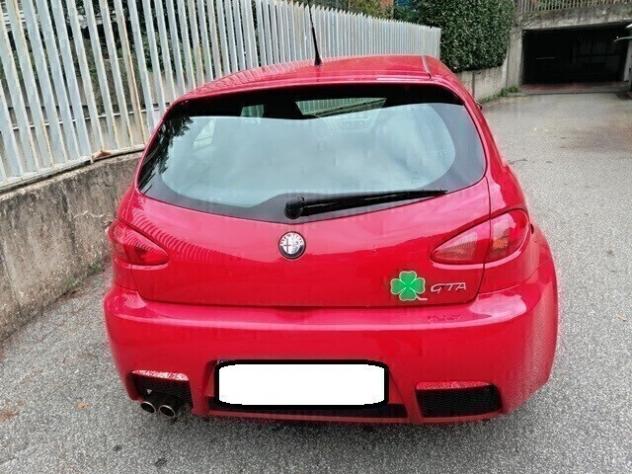 Alfa Romeo 147 3.2i V6 24V cat 3 porte GTA - Foto 3