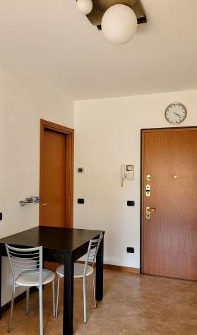 Bilocale completo con terrazzo e box zona Affori - Foto 9