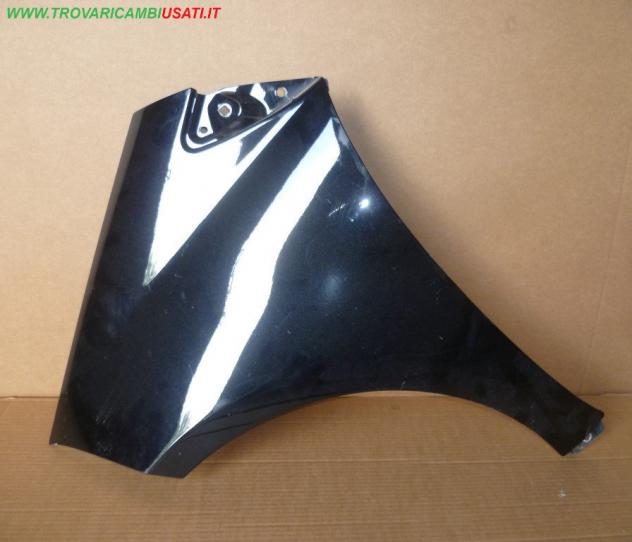 PARAFANGO ANT.S. NERO MET. MERCEDES Classe A (W169/C169) 999-U58530 Carrozzeria  Lamierati esterni  Fiancate  Parafango ant. MERCEDES - Classe A - 01-
