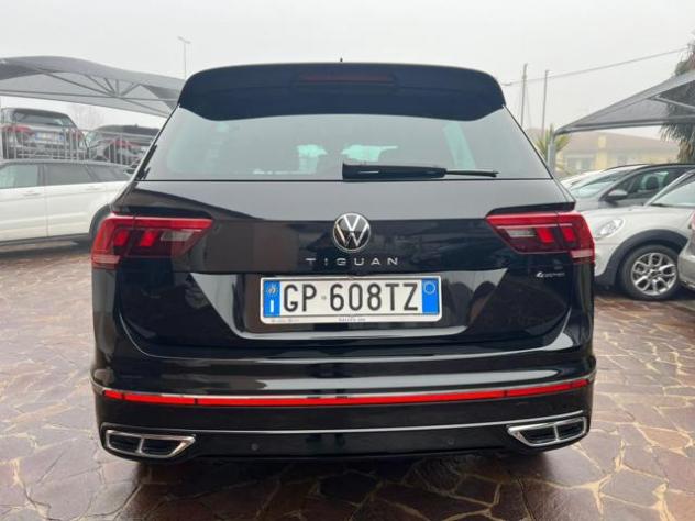 VOLKSWAGEN Tiguan 2.0 TDI 200 CV SCR DSG 4MOTION R-Line rif. 23352778 - Foto 4