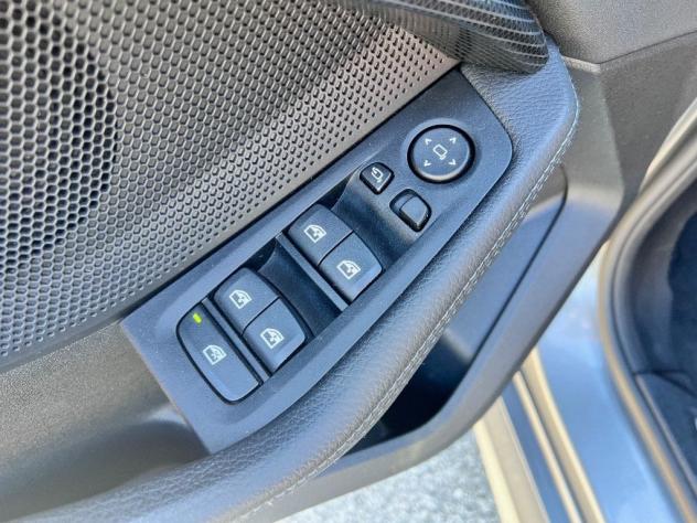BMW Serie 1 118 i 5p. Msport Automatica - Foto 9