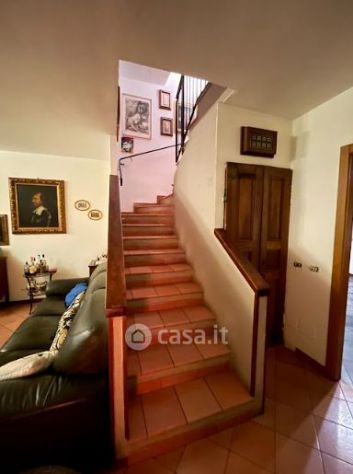 CASA TRANQUILLA AL CENTRO STORICO DI CESANO BOSCONE CASA SEMI INDIPENDENTE SU - Foto 4
