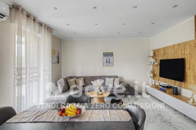 Appartamento di 85 m² con 3 locali e posto auto in vendita a Luino - Foto 2