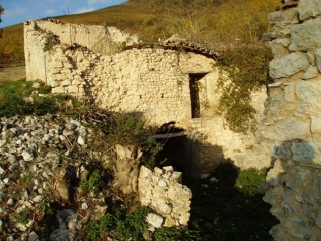 Terreno edificabile per 470 mq di abitazione - Foto 3