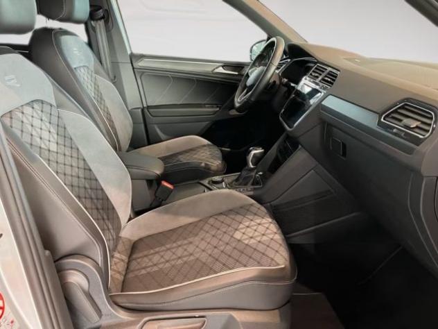 VOLKSWAGEN Tiguan 2.0 TDI 200 CV SCR DSG 4MOTION R-Line RLine rif. 23478780 - Foto 7
