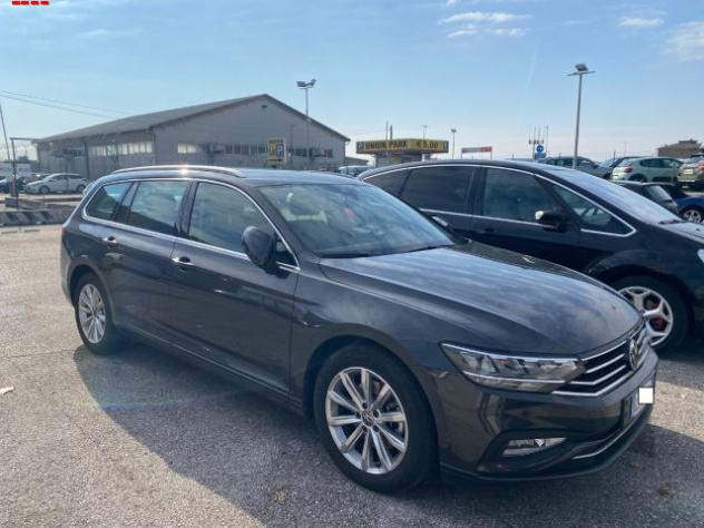VOLKSWAGEN Passat Variant 2.0 TDI SCR EVO DSG Business x commercianti rif. 23927012 - Foto 6