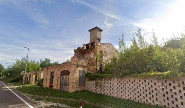 Immobile in asta di 3543 m² con più di 5 locali in vendita a Denno - Foto 2