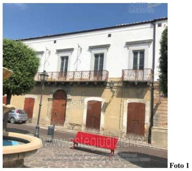 IMMOBILI-IMMOBILE RESIDENZIALE-Piazza San Francesco 3