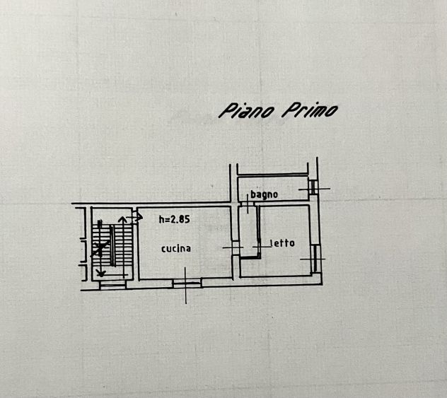 Vendesi abitazione bifamiliare su tre piani. - Foto 2