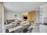 Appartamento di 85 m² con 3 locali e posto auto in vendita a Luino