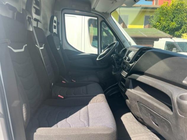 IVECO Daily 33S12V 2.3 HPT PM-TM Furgone rif. 23990120 - Foto 10