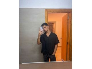 Amore e incontri Pinerolo - Gigolò cavaliere Tel:3755181976