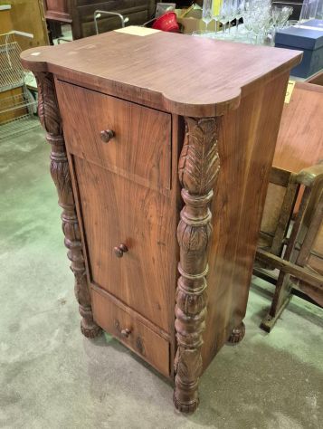 COMODINO IN LEGNO MASSELLO - Foto 3