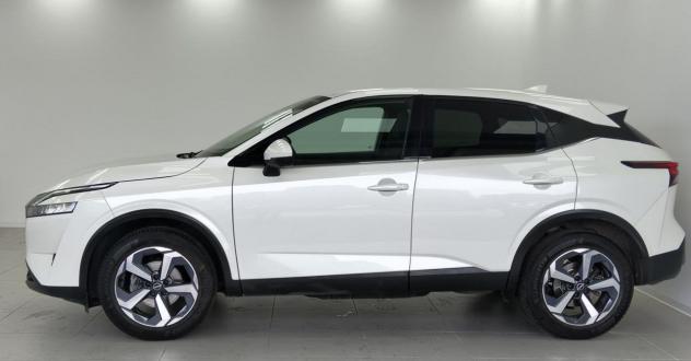 Nissan Qashqai MHEV 140 CV N-Connecta - Foto 8