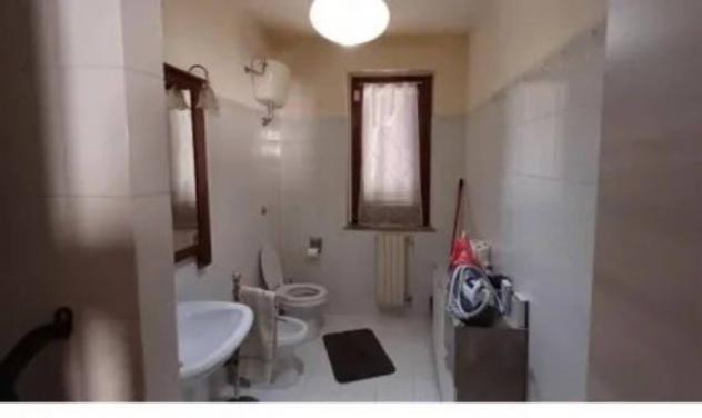 Immobile in asta di 176 m² con più di 5 locali e box auto in vendita a Fabro - Foto 6