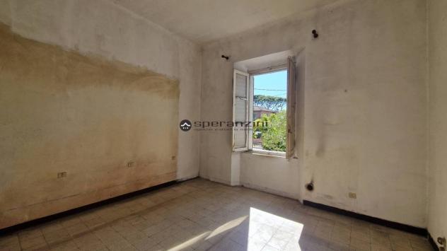 Prestigiosa villa storica in zona ospedale ? fano
questa splendida villa d'epoca, situata a fano in una posizione privilegiata tra via cesare rossi e - Foto 15