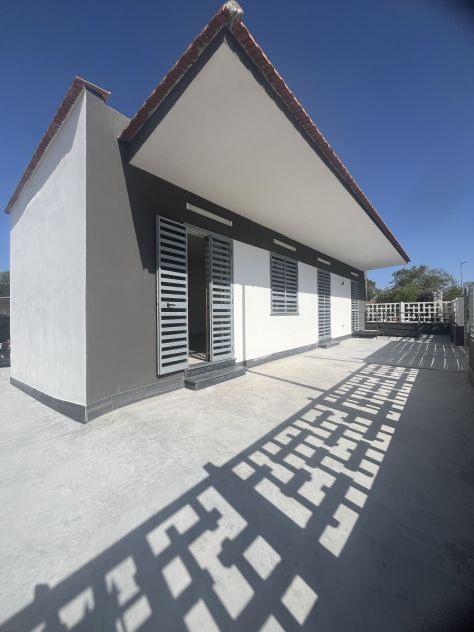rif. 515 locale commerciale fronte strada