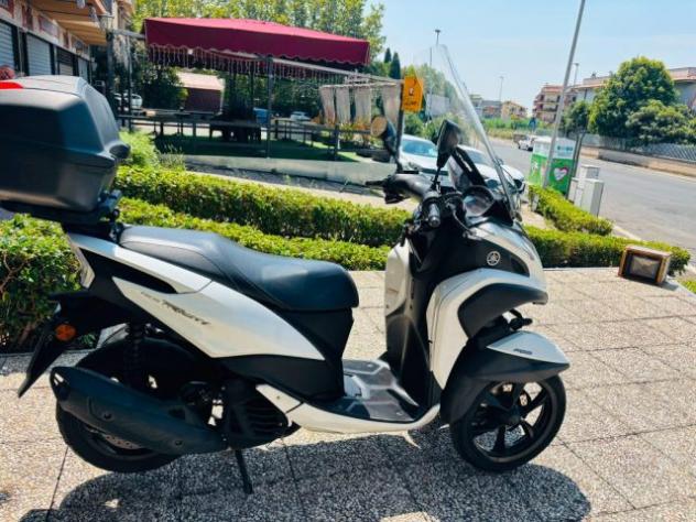 YAMAHA Tricity 155 TUTTO INCLUSO ANCHE PASSAGGIO! MINI RATE rif. 23995026 - Foto 5