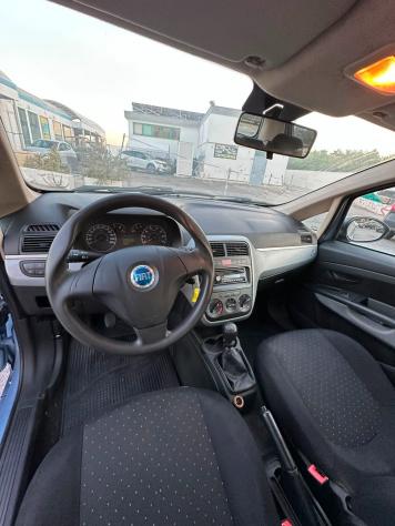 Fiat Punto 1.2 5 porte Active - Foto 8