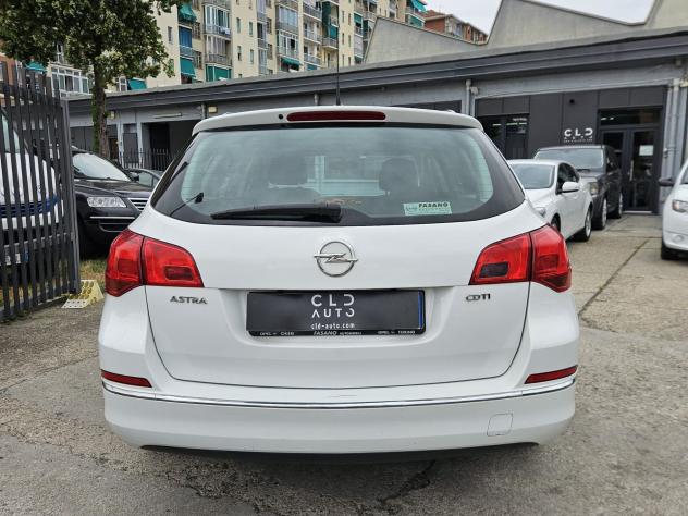 Opel Astra 1.7 CDTI Sports Tourer 130cv - Foto 5