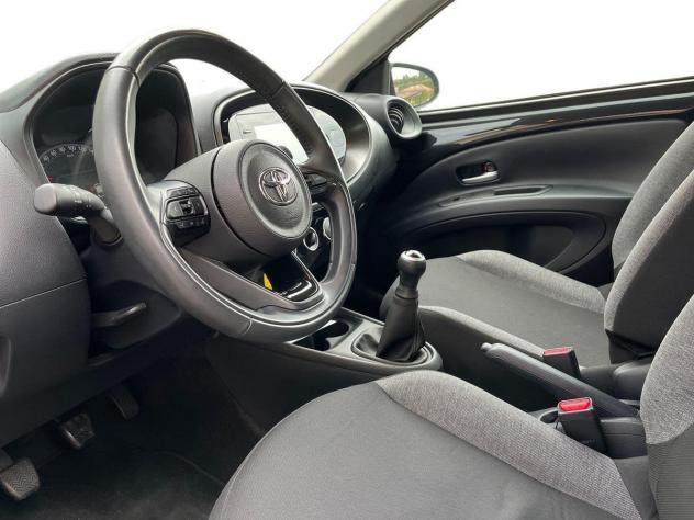 Toyota Aygo X 1.0B (72 CV) Active - Foto 6