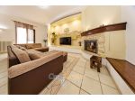 Abitazione con terrazzo