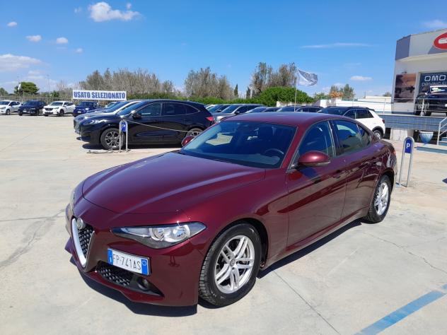 ALFA ROMEO GIULIA 2.2 MJT 150CV C. A. - Foto 4