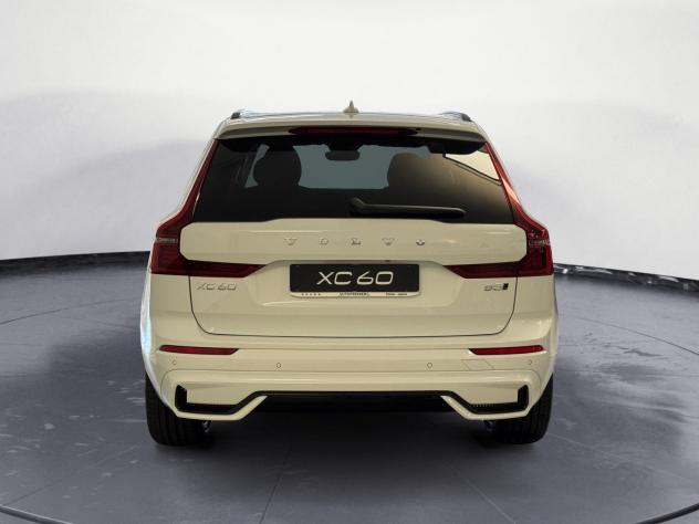 Volvo XC60 B5 AWD automatico Plus Dark - Foto 5