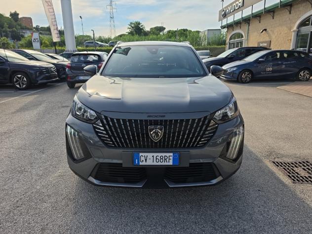 Peugeot 2008 Hybrid 136 e-DCS6 Allure Auto - Foto 2