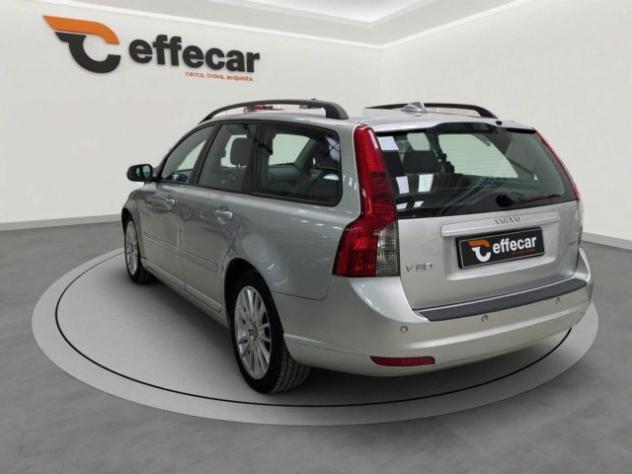 VOLVO V50 2.0 D cat Momentum rif. 23819142 - Foto 4