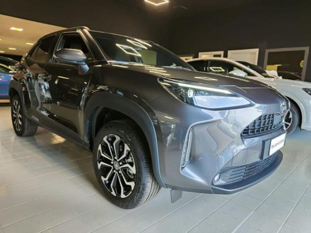 TOYOTA Yaris Cross 1.5 Hybrid 130 CV 5p.E-CVT Trend km0 rif. 23236041