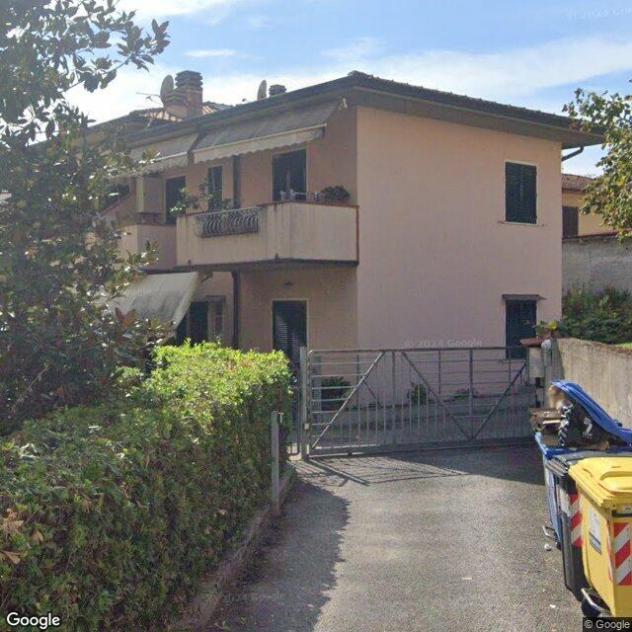 Garage in vendita a Mirteto - Massa 15 mq  Rif: 1313196