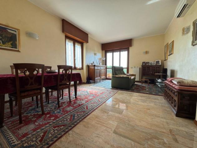 Appartamento di 120 m² con 3 locali e box auto in vendita a Monza - Foto 4