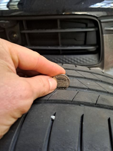 DUE PNEUMATICI 225-50-18 99W RUN FLAT - Foto 2