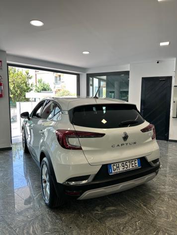 Renault Captur TCe 100 CV GPL Equilibre - Foto 6