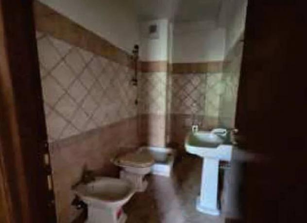 Immobile in asta di 53 m², box auto in vendita a Faleria - Foto 2