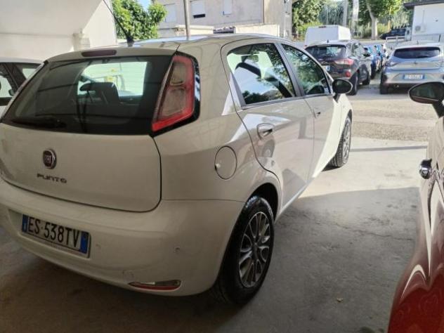 Fiat Punto 1.3 MJT II 75 CV 3p. Lounge - Foto 5