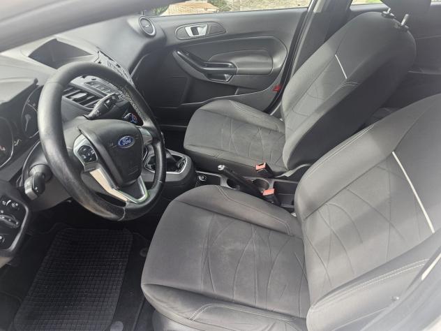 Fiesta 1.5 TDCI 75 CV TAGLIANDATA GARANZIA PERMUTE - Foto 10