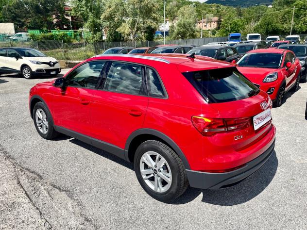 Audi Q3 2.0 TDI 150CV S tronic 2021 - Foto 4