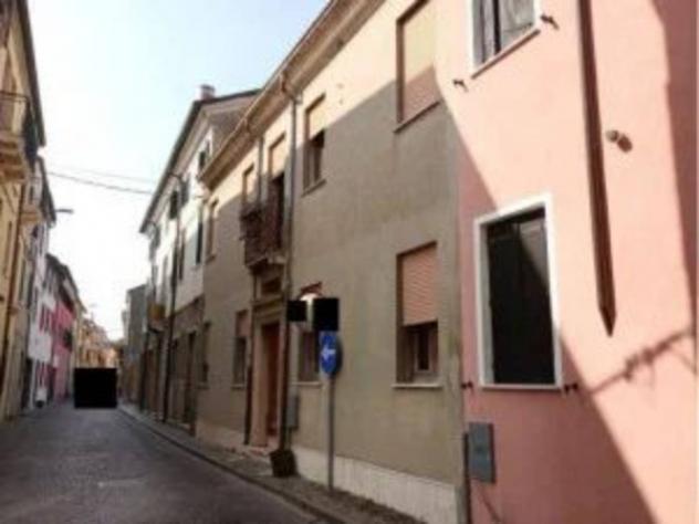 Immobile in asta di 182 m² con più di 5 locali in vendita a Adria - Foto 2