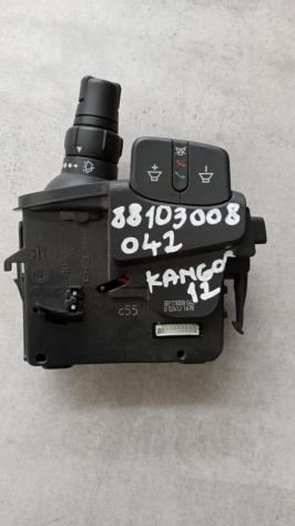 DEVIO TERGICRISTALLO RENAULT Kangoo 4° Serie 8810308042 (0821)