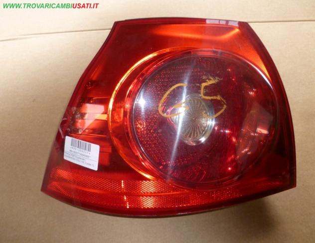FANALE POST.S.(parte est.) VOLKSWAGEN GOLF (1K) 3 porte / 5 porte  Parti elettriche  Fanaleria  Fanali  Fanale post. sx. VOLKSWAGEN - GOLF 5 - 01-11-2
