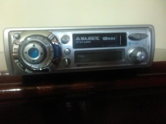 AUTORADIO MAJESTIC