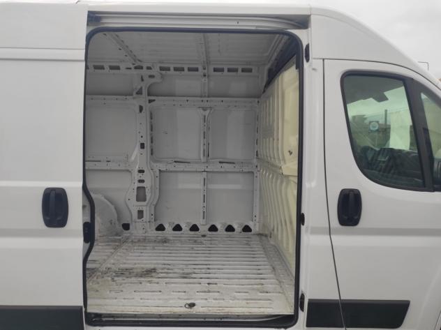 Fiat Ducato 33 2.2 Mjt 120CV Cargo Iva Compresa - Foto 10