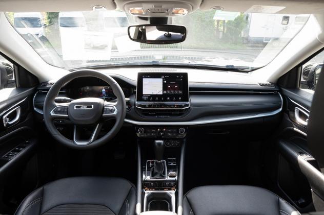 Jeep Compass 1.3 T4 190cv PHEV AT6 4xe Limited - Foto 8