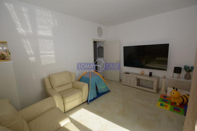 Lomagna, trilocale ristrutturato piano primo - Foto 2