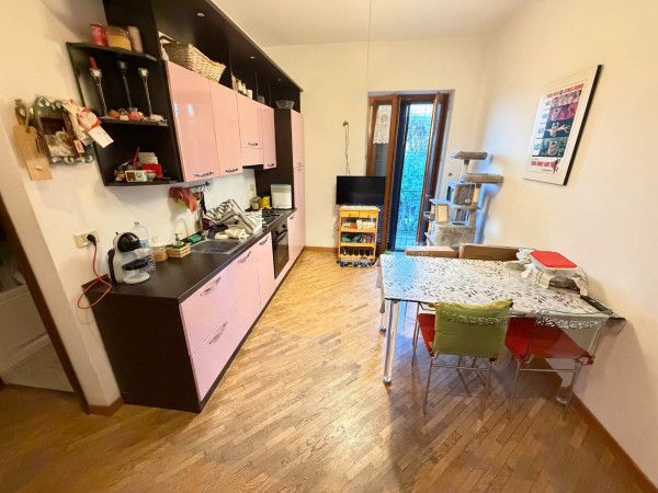 SALITA DI CASTEL GIUBILEO - AMPIO TRILOCALE ARREDATO - Foto 4