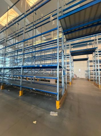 Scaffali usati industriali
